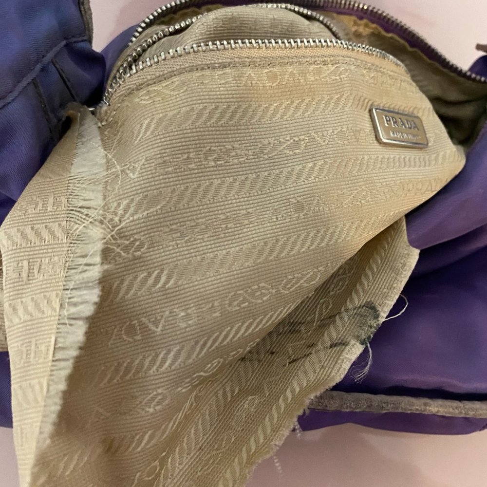 Vintage & Rare Purple Prada Tessuto Egg Fabric Bag - Picture 12 of 16